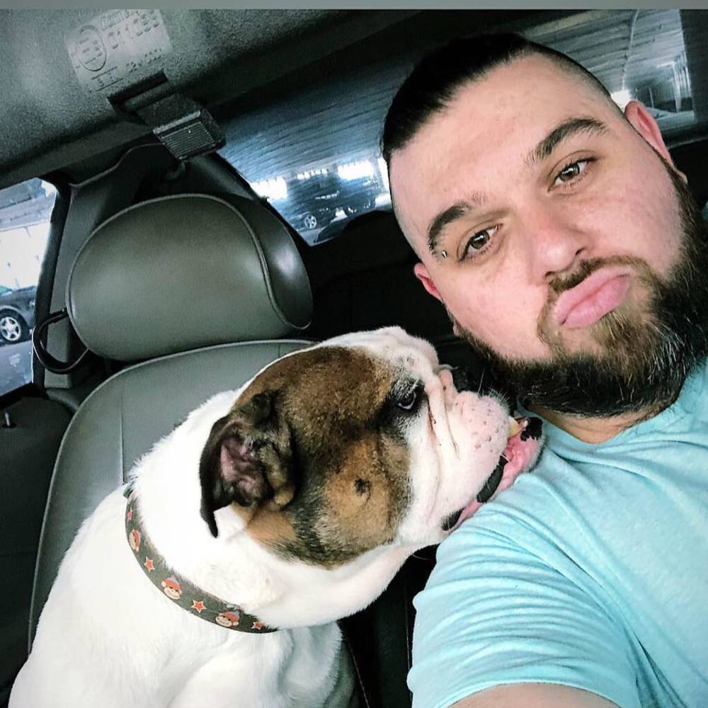 Meet your Posher, Zachary